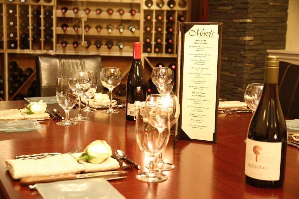 ווייטהורס Coast High Country Inn מראה חיצוני תמונה