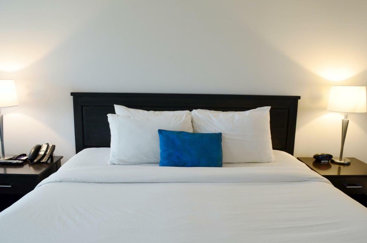 ווייטהורס Coast High Country Inn מראה חיצוני תמונה