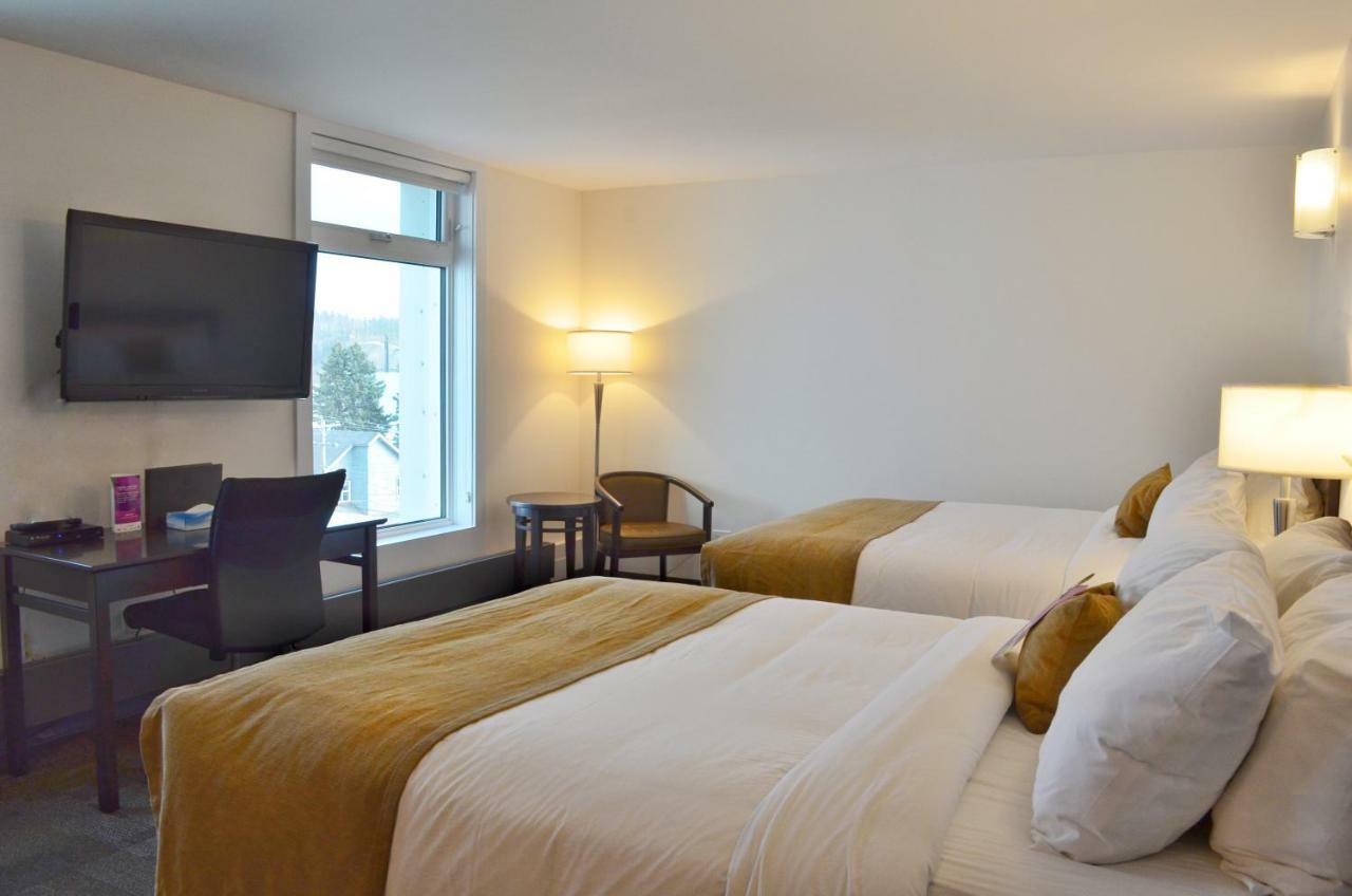 ווייטהורס Coast High Country Inn מראה חיצוני תמונה