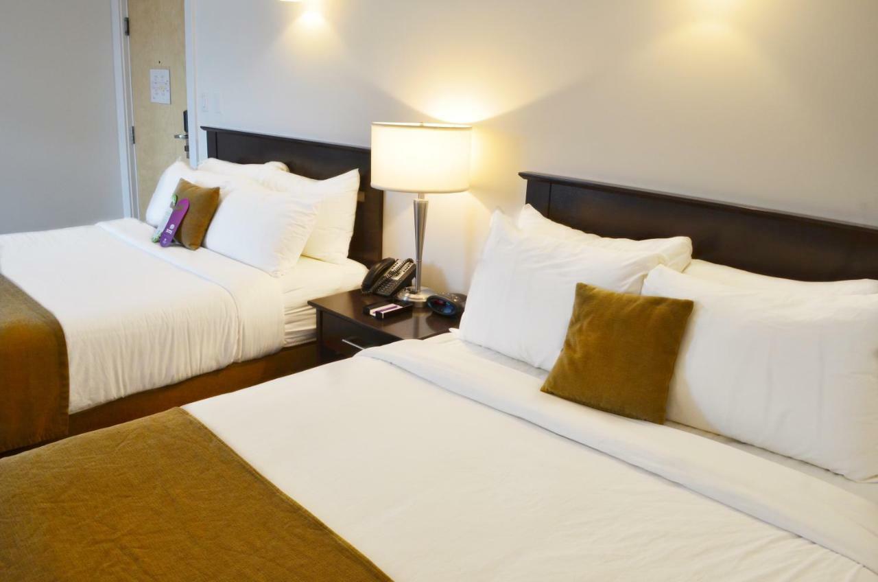 ווייטהורס Coast High Country Inn מראה חיצוני תמונה